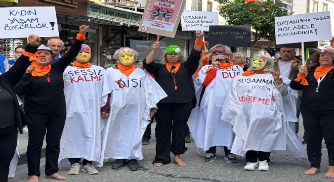 Çeşme'de fark yaratan Kadın Protestosu!