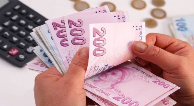 Emeklilerin zamlı maaş ödeme takvimi belli oldu