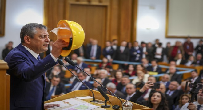 Özel'den Kiralık Sosyal Konut övgüsü