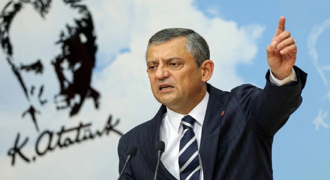 Özgür Özel ekibi Parti Meclisi'nden istifa etti!