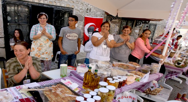 Çeşme Germiyan'da lezzet dolu şenlik!