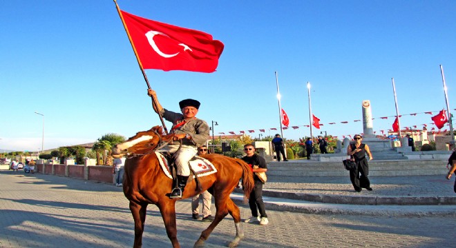 Çeşme'de Kurtuluş Günü heyecanı!