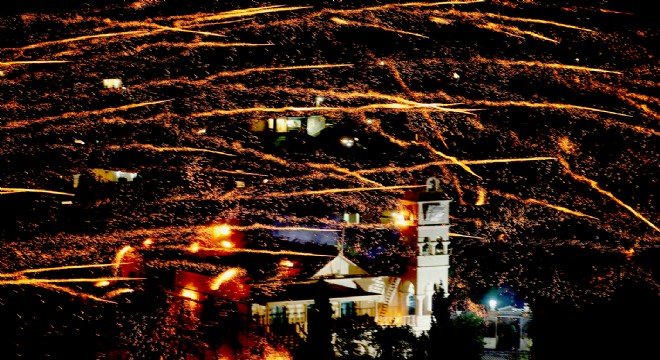 Türklerden Sakız Adasına Paskalya çıkarması!